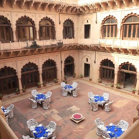 Mahal Khas Palace Баратпур Екстериор снимка