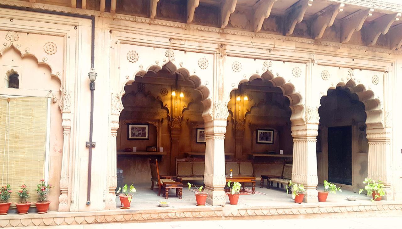 Mahal Khas Palace Баратпур Екстериор снимка