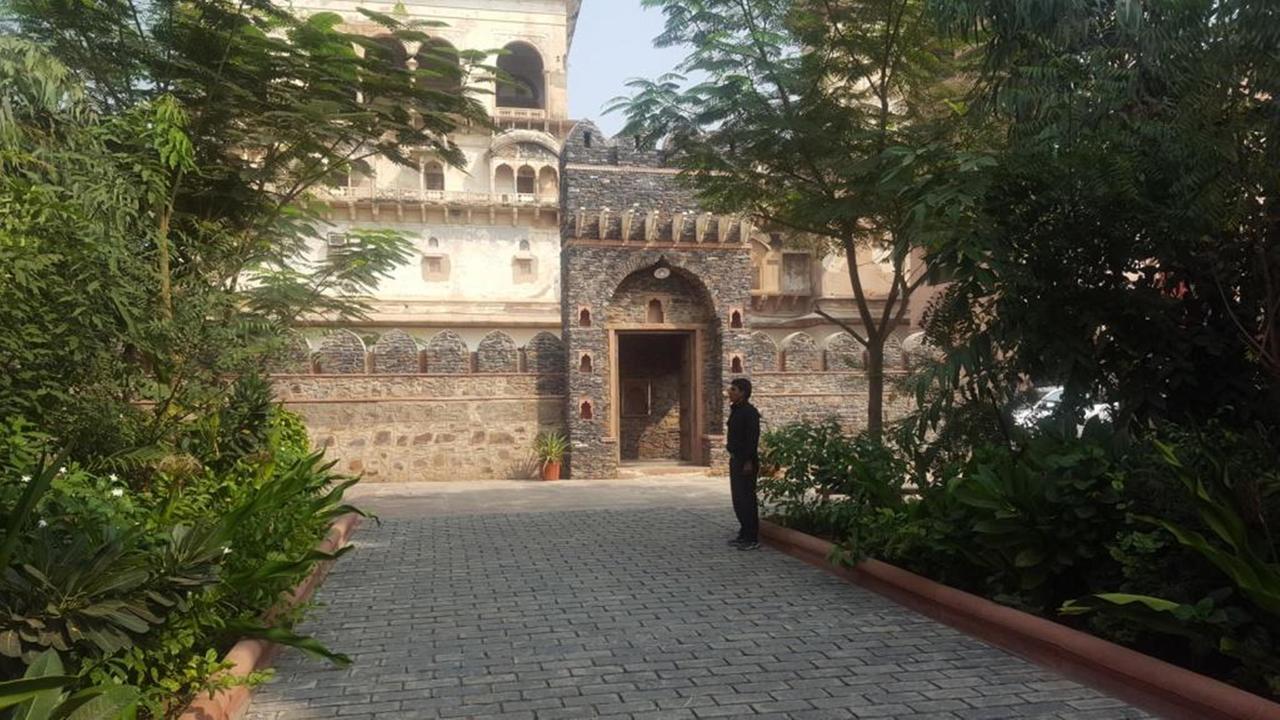 Mahal Khas Palace Баратпур Екстериор снимка
