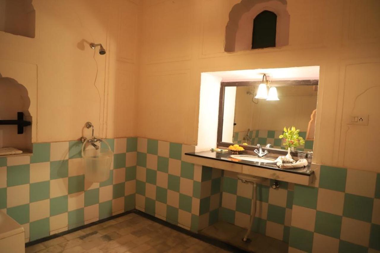 Mahal Khas Palace Баратпур Екстериор снимка
