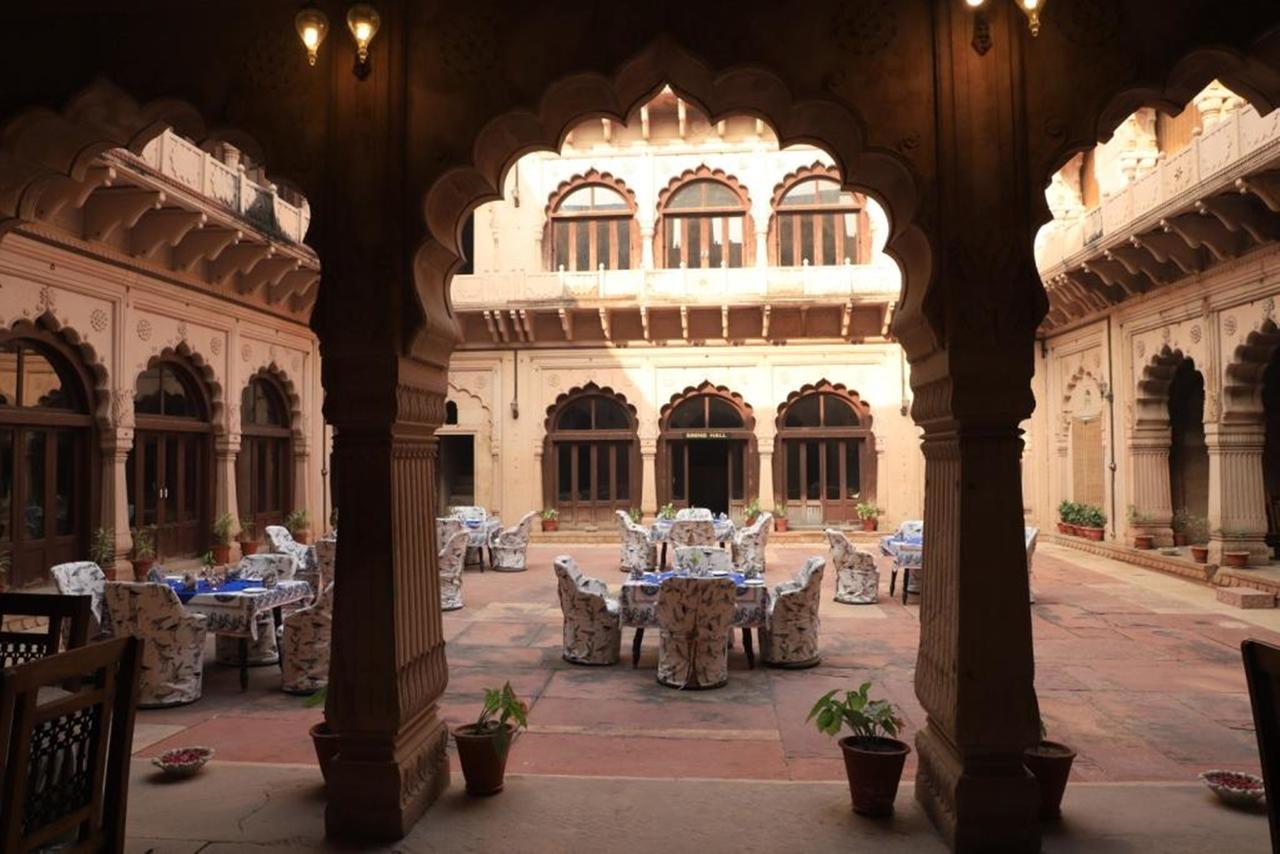 Mahal Khas Palace Баратпур Екстериор снимка